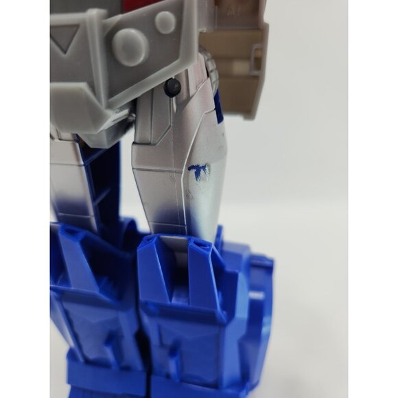 Transformers Cyberverse Optimus Prime Figure - Picture 8 of 10